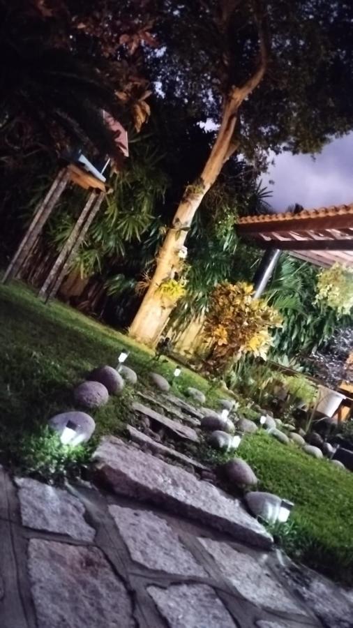 Familia Silvia Perico Villa Ilhabela Kültér fotó